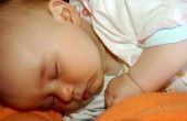 Hoe te zetten van een pasgeboren Baby aan slaap