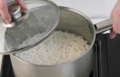 Hoe te verwijderen van de geur van het branden van rijst