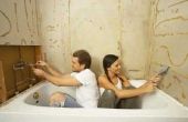 How to Fix verteerde Drywall rond een badkuip