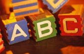 Hoe te leren van het alfabet om een 3-jarige