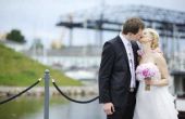 Hoe te huren een wereldlijk bruiloft Officiant