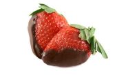 Hoe om te voorkomen dat chocolade behandelde aardbeien zweten