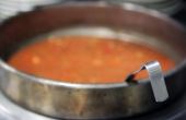 Hoe te verminderen zilte smaak in soep