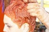 Hoe toe te passen 20 Volume Creme ontwikkelaar en bleekmiddel om lichter rood haarkleurmiddelen