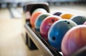 Hoe te repareren van een bowlingbal die kreeg kale & gejat