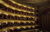 Wat Is het verschil tussen Grand Opera & licht Opera?