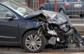Doet Auto Insurance dekking een ongeval dat is veroorzaakt door een DUI?